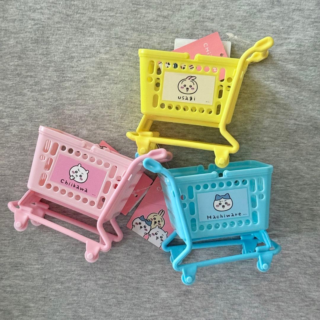 ちいかわ MINISO ショッピングカート マスコット ハチワレ うさぎ