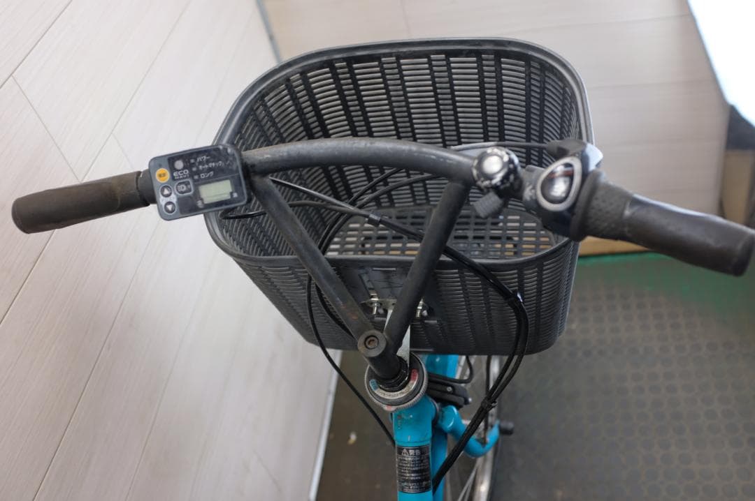 良品パナソニック 　26インチ　3段　8.9Ah（5点灯）充電器あり