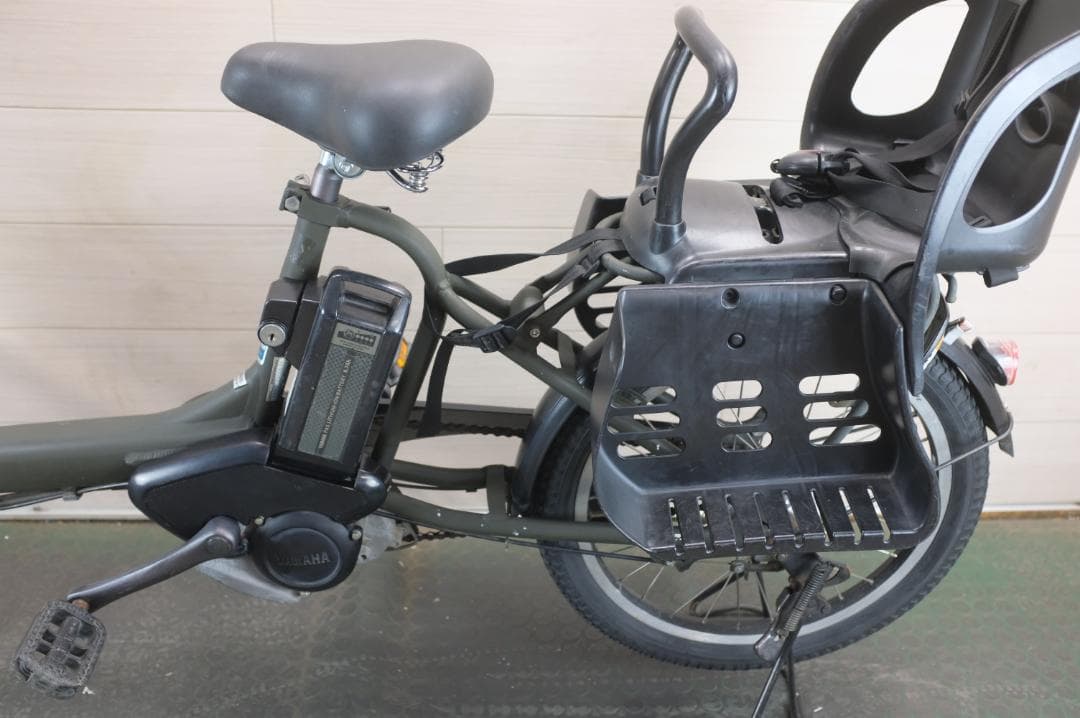 電動自転車 ヤマハPAS　KISS 20インチ 3段変速 8.7Ah　充電器付属