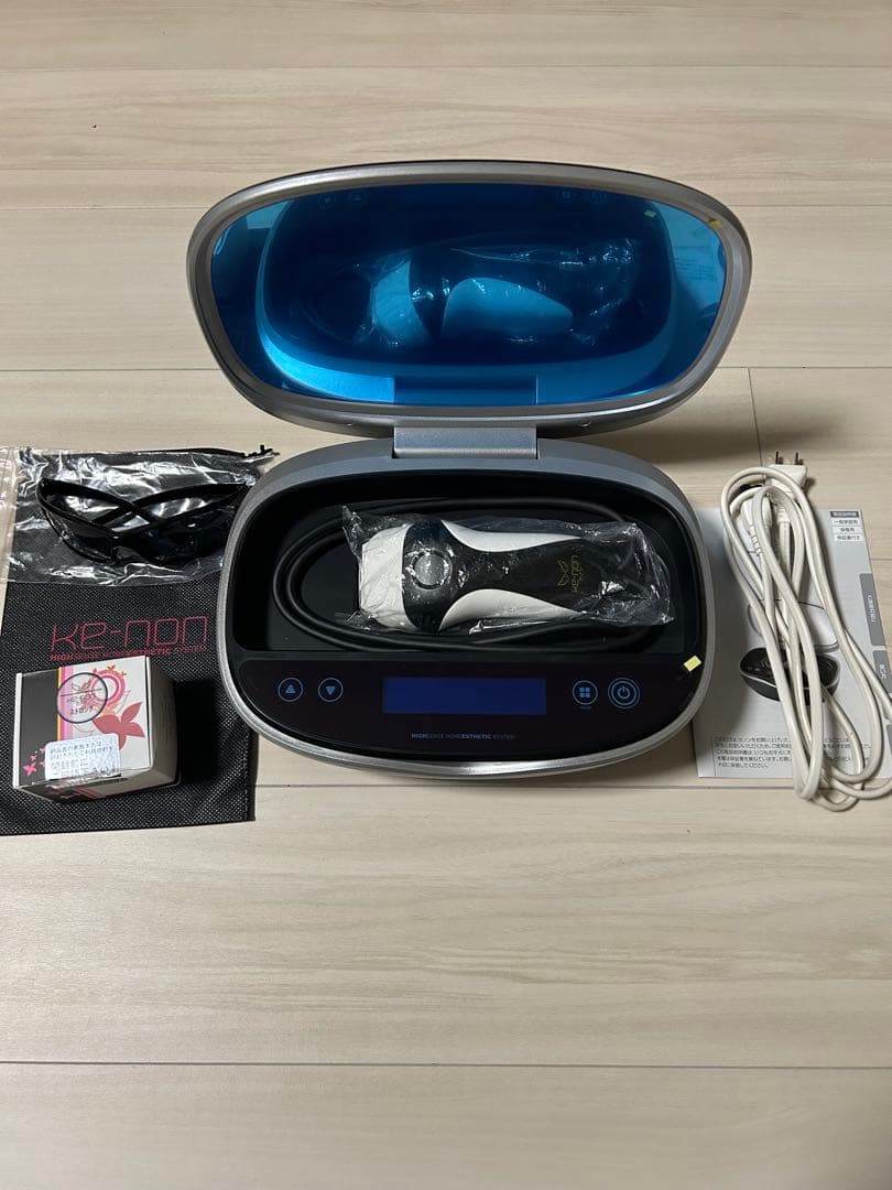 ケノン脱毛器・眉毛脱毛器付ver8.4 未使用ストロングカートリッジ付 ケノン（ke-non） 家庭用脱毛器ケノン スキンケアカートリッジ Ver.4.0