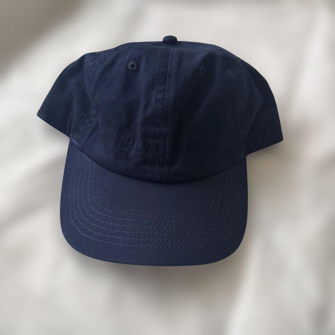BLAMINK ブラミンク ロゴ刺繍 ネイビー キャップ - メルカリ