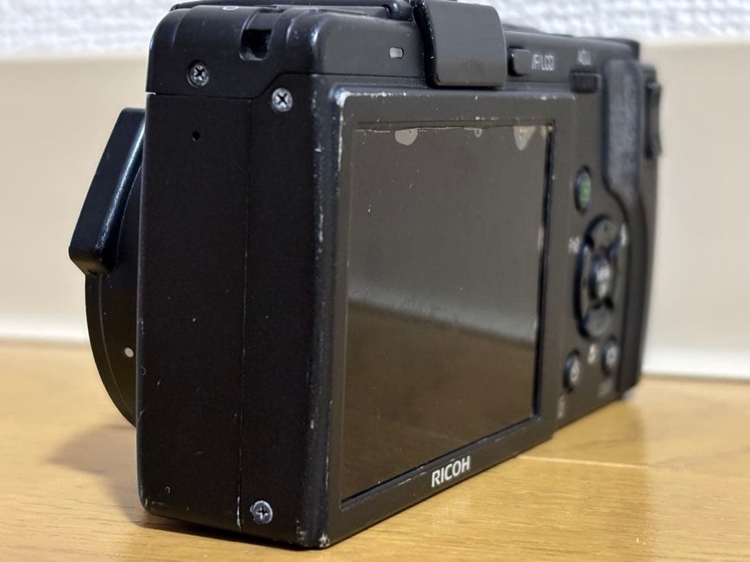 RICOH リコー GX200 自動開閉キャップ付【訳あり】