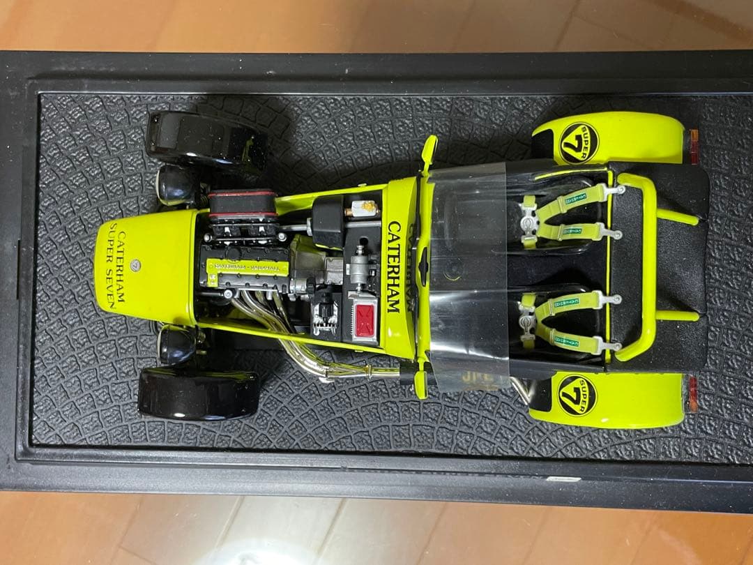 価格変更1/18 京商 ケーターハム スーパーセブン JPE 未展示品 - メルカリ