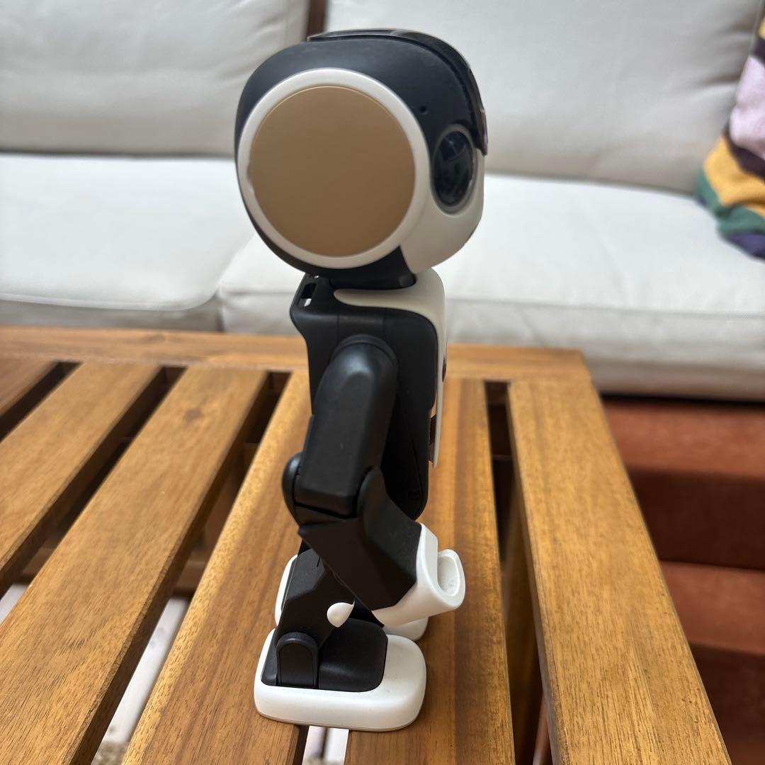 【ジャンク】シャープ ロボホン RoBoHoN 音声対話・ダンス・ロボット