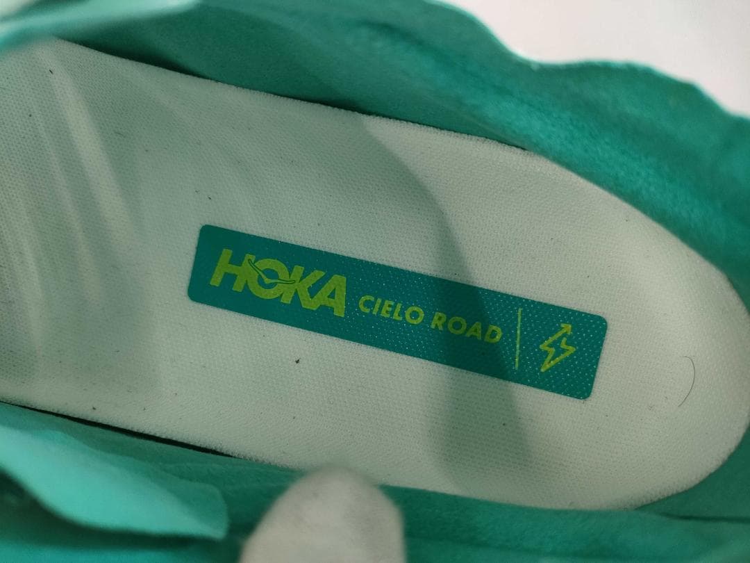 【新品・未使用】HOKA ホカ CIELO ROAD シエロロード 27.5cm
