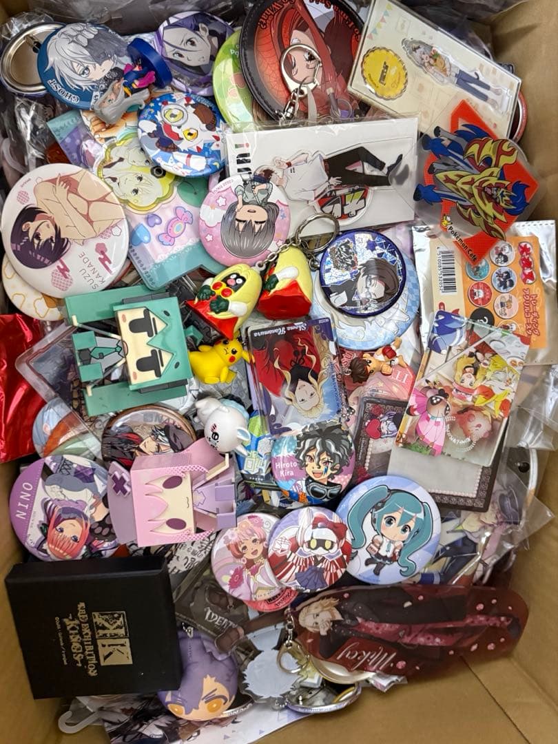 ノンジャンル アニメグッズ 大量 まとめ売り 1300点以上