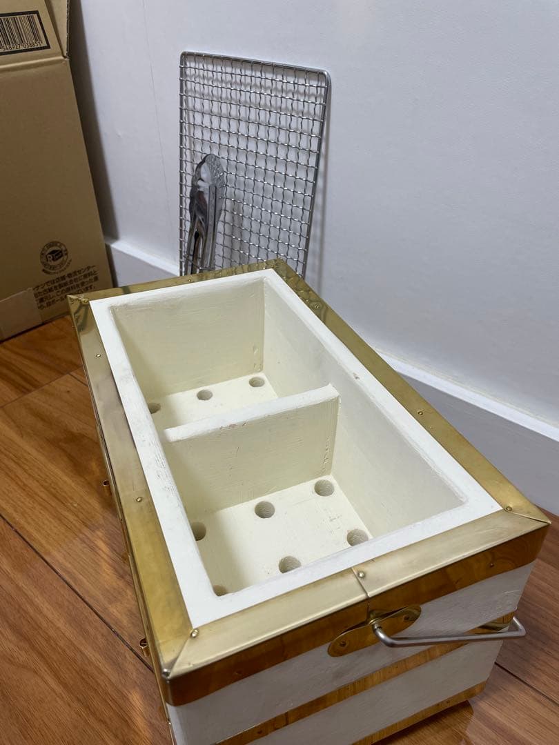 即納 純珪藻土切出し七輪 能登燃焼器工業製 真鍮巻32cm大判 貴重な左右