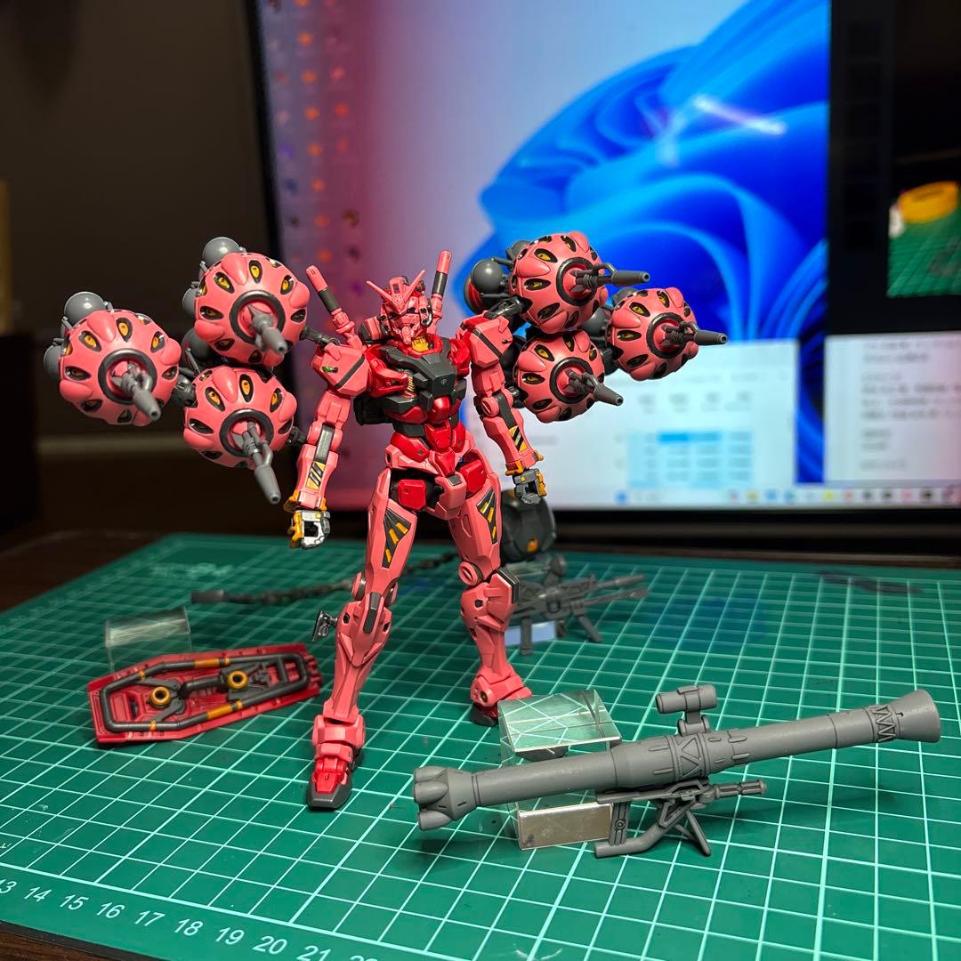 【完成品】HG セイラ専用塗装　軽キャノン改　と　HG赤いガンダム　ザクバズーカ