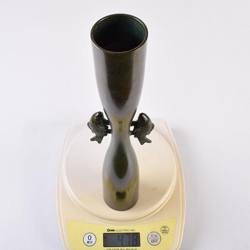 唐銅風炉師 黒瀬宗康作 唐銅 鯉耳花入 共箱 V R8967 - メルカリ