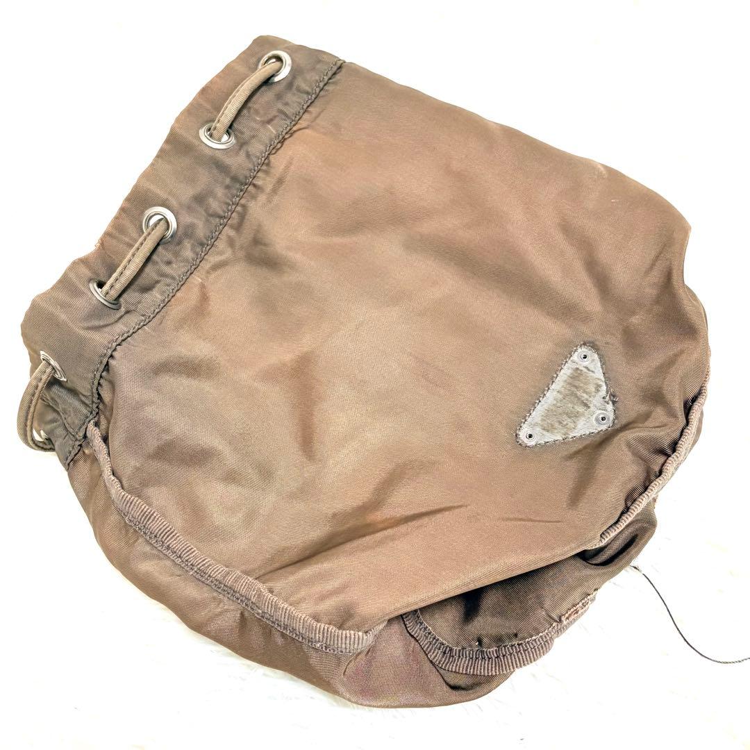 ヴィンテージ】PRADA プラダ 巾着ポーチ カーキ ナイロン 三角ロゴ