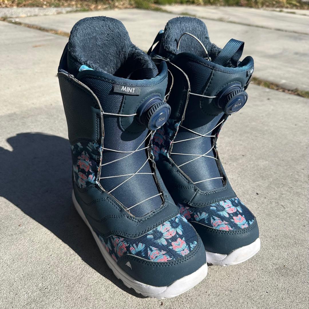 BURTON MINT BOA WIDE（レディース 24cm）スノーボード BURTON バートン 24-25 WOMENS MINT BOA WIDE ミント ボア ワイド