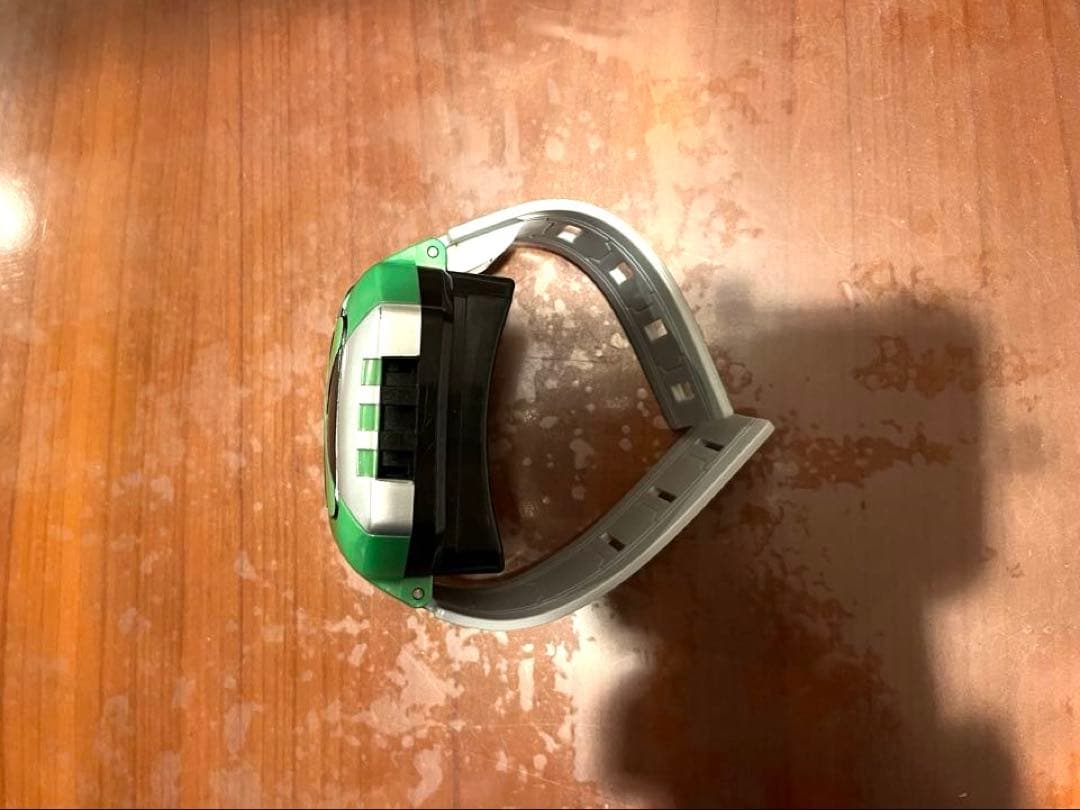 ベン10　ben10　オムニバース　オムニトリックス