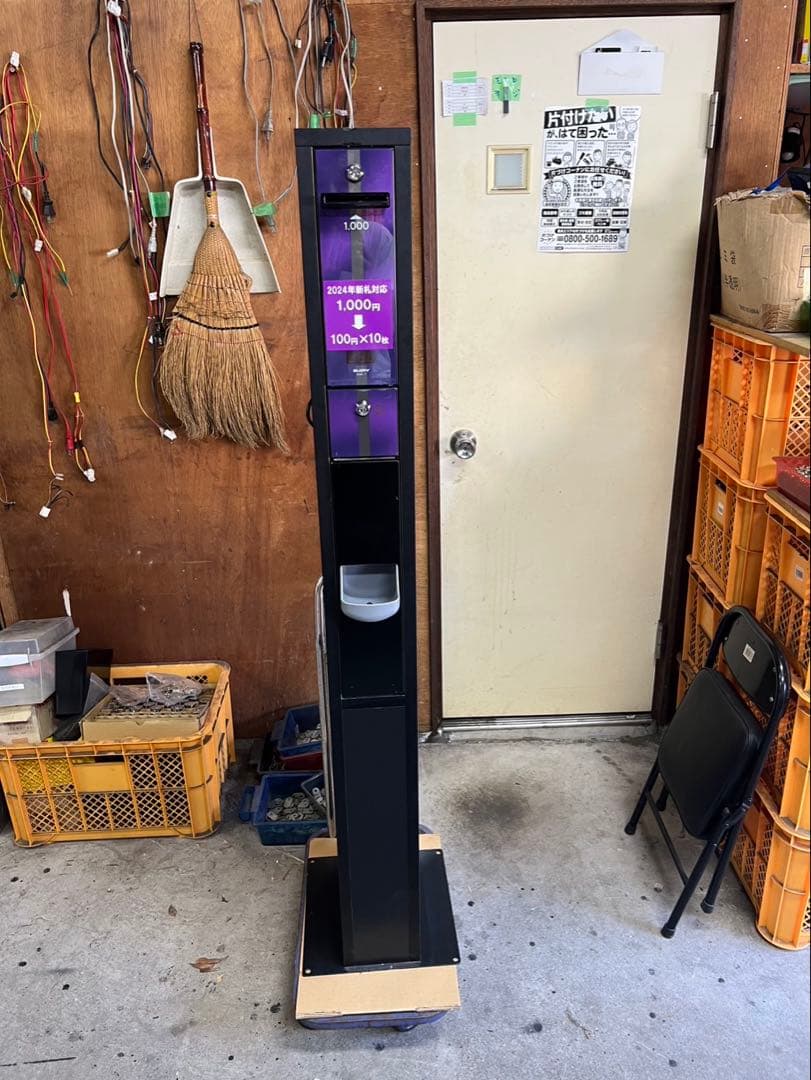 両替機　中古架台付　1000円→100円×10枚　令和6年新札対応　送料込 両替機「SP-1000ex」(新札対応)｜株式会社エスプラン