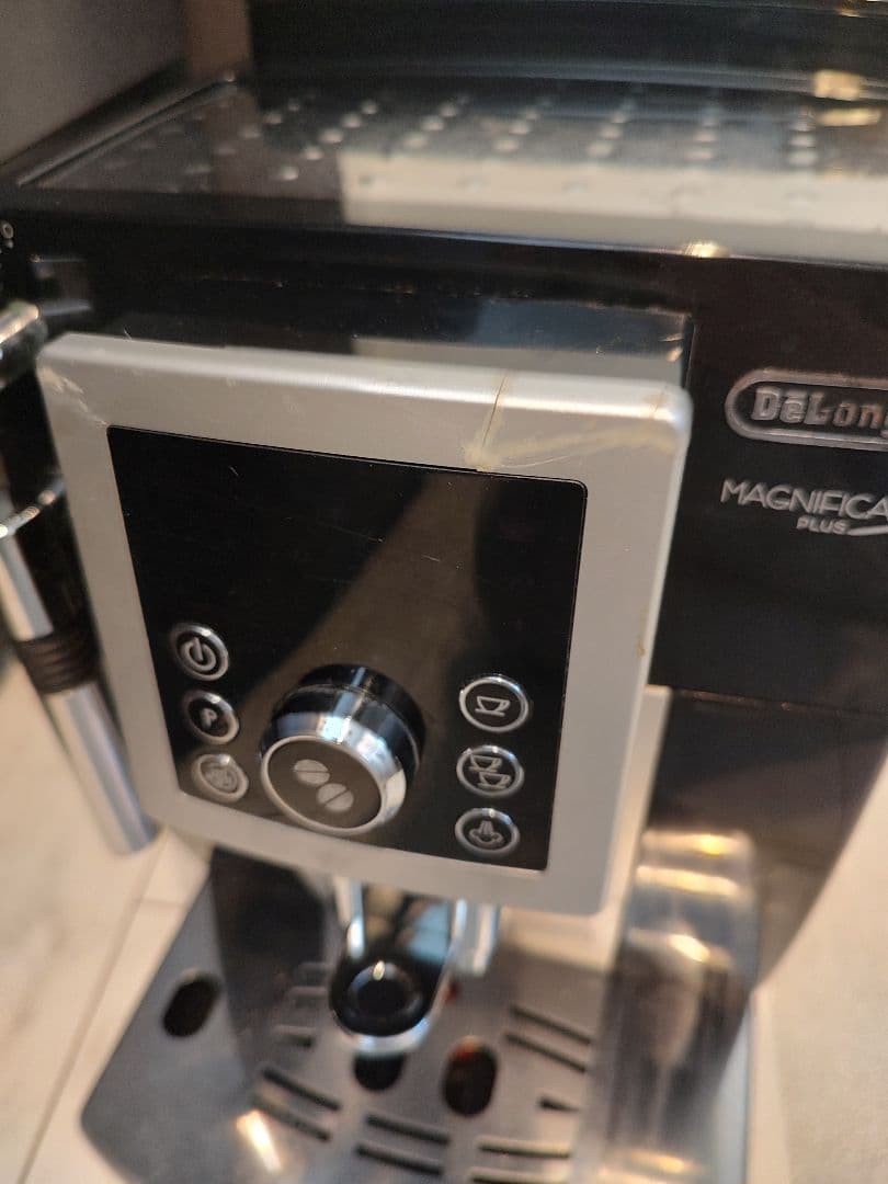ジャンク品 デロンギ エスプレッソマシン マグニフィカS ECAM23210
