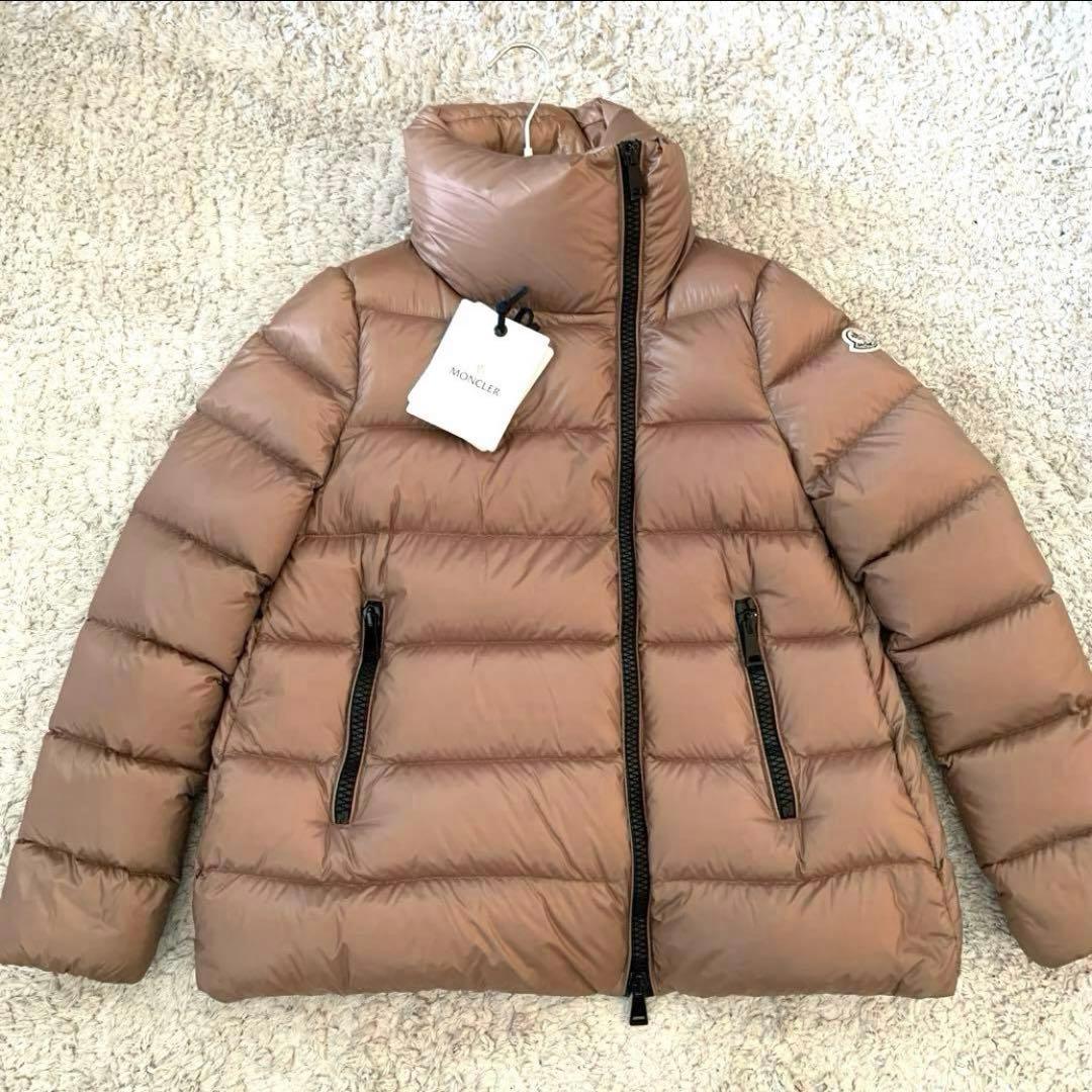 《専用》《美品》モンクレール　レディース　ダウンジャケット
