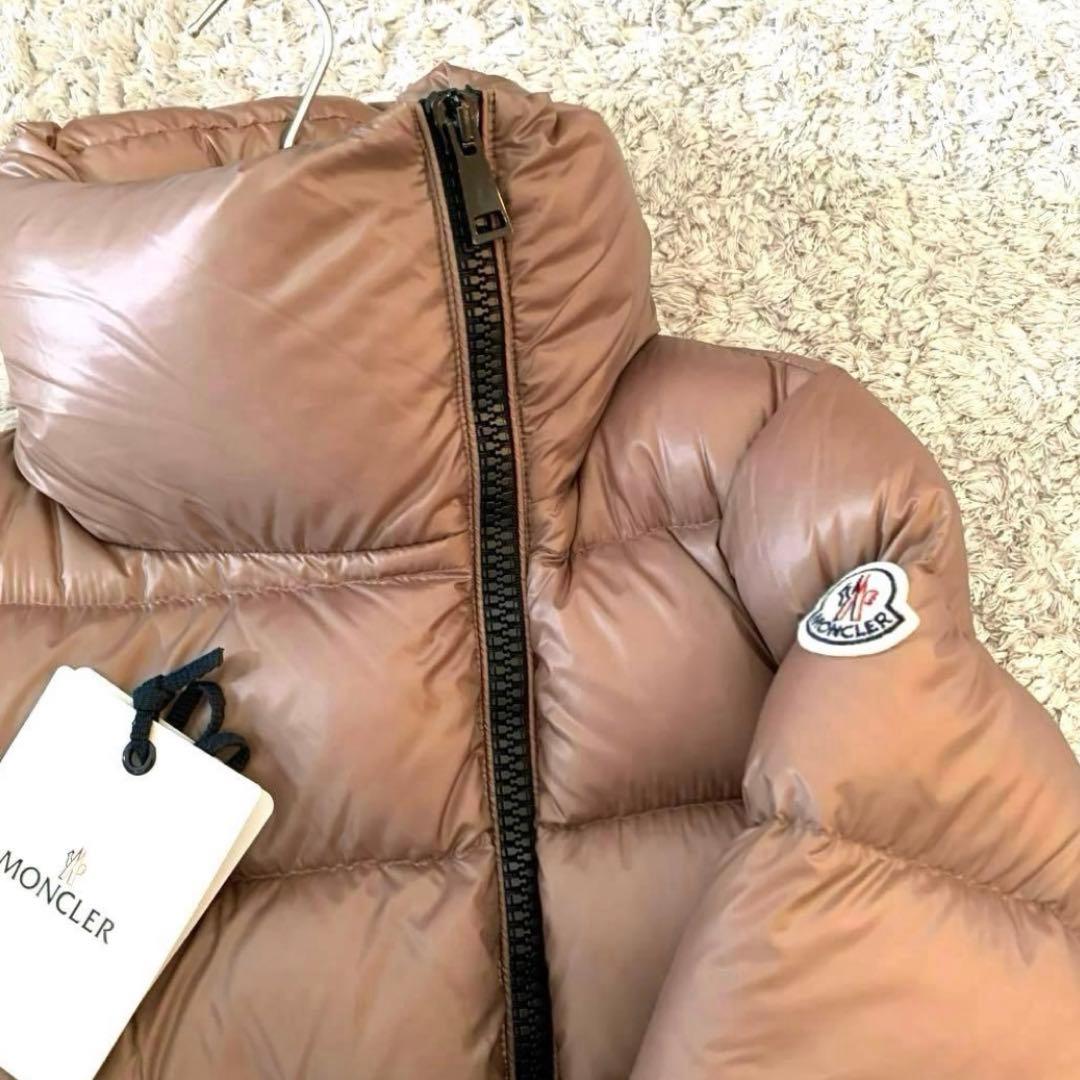 《専用》《美品》モンクレール　レディース　ダウンジャケット