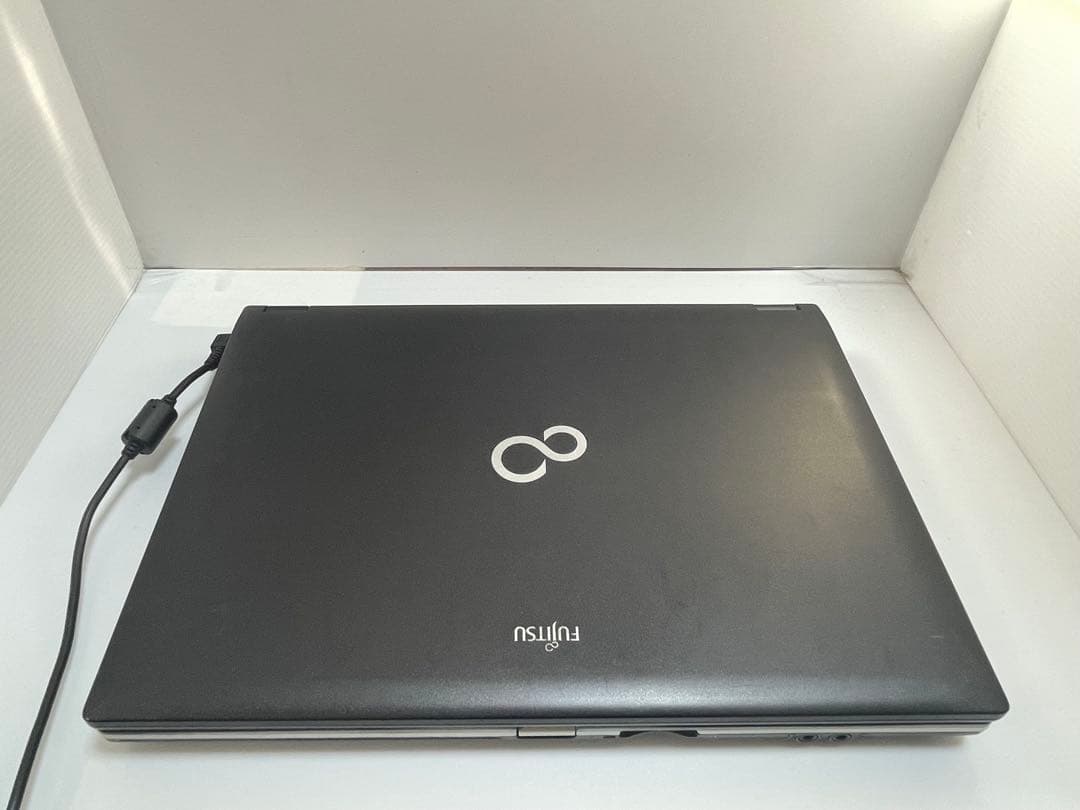 988】富士通LIFEBOOK S560/B i5 XP office