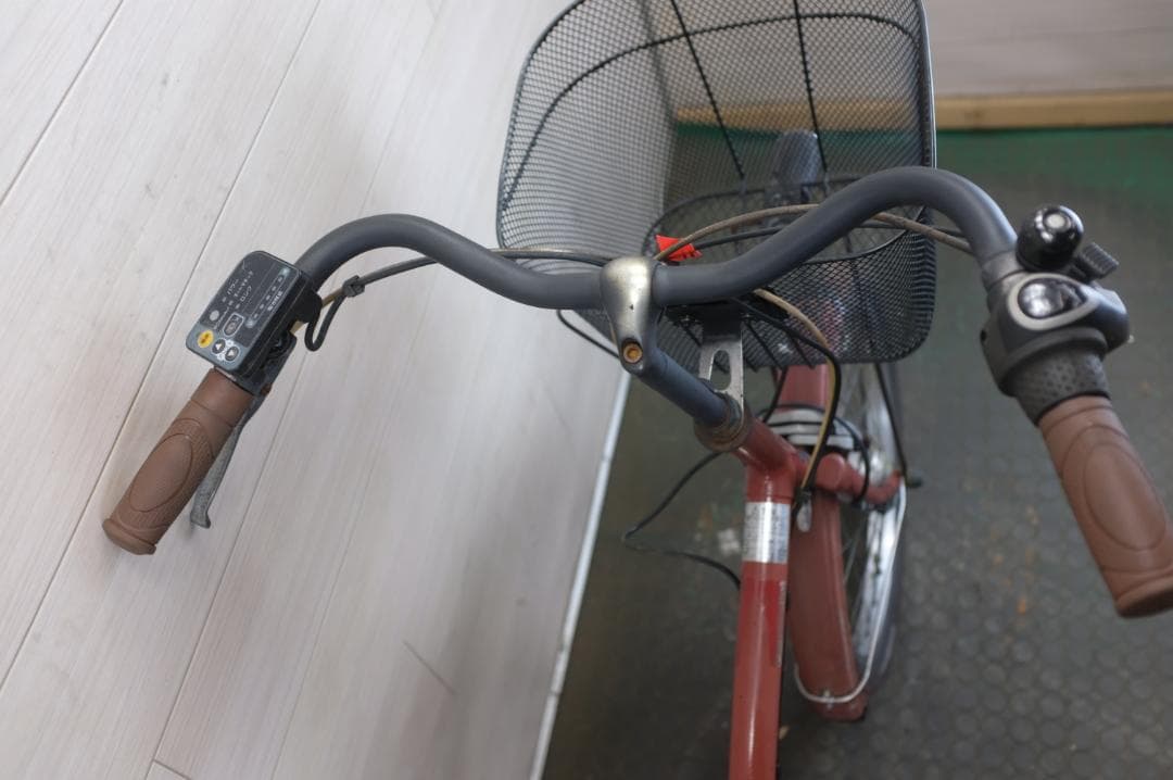 o*6様 良品新基準　パナソニック　20インチ　3段　8.9Ah（5点灯）充電器