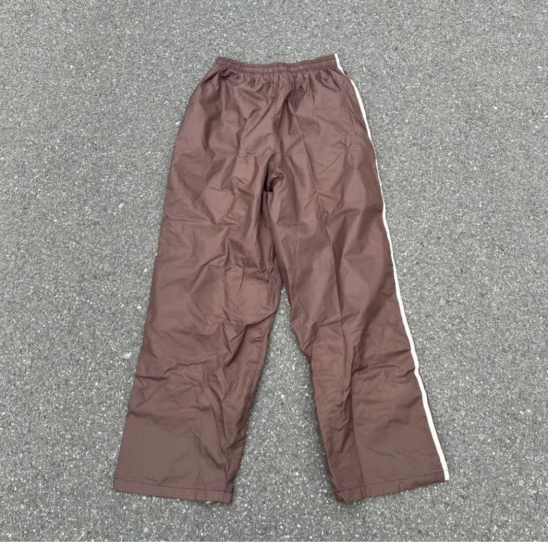 adidas 90s ナイロン トラックパンツ ブラウン×ベージュ 在原みゆ紀