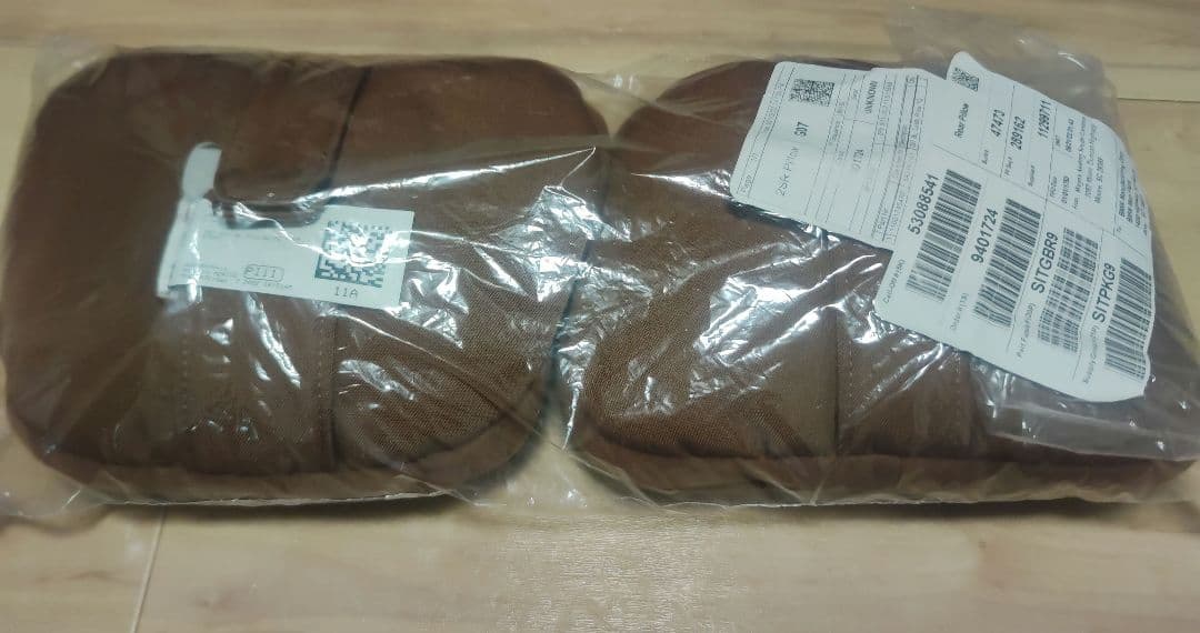 BMW X5 純正 リアシートヘッドレストクッション 2SR Pillow Amazon | ヘッドレストピローネッククッション BMW X5 G05 X6 G06 X7