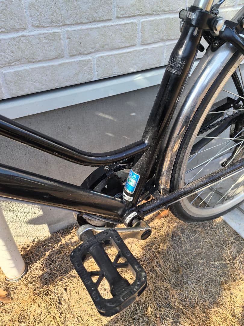 名古屋引取限定】パンクしない自転車 DCM 27インチ 6段 オートライト