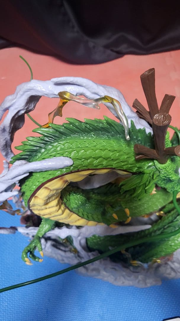 ドラゴンボール　神龍　シェンロン　神竜　筋斗雲乗り少年悟空　　フィギュア