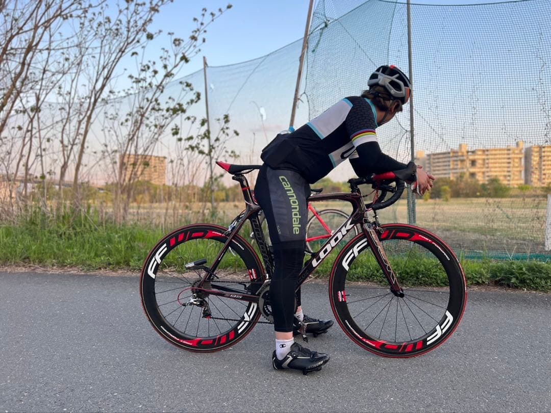 LOOK ロードバイク カーボンフレーム　「完成車」 BLOG 【中古ロードバイク】往年のラグドカーボンフレームを当店