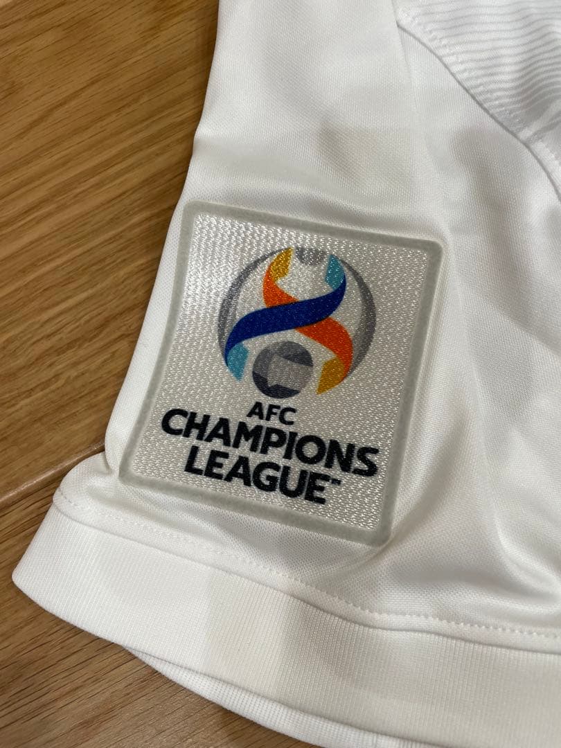 お盆値下げ】 浦和レッズ ACL Champions 2022 アウェイユニM - メルカリ