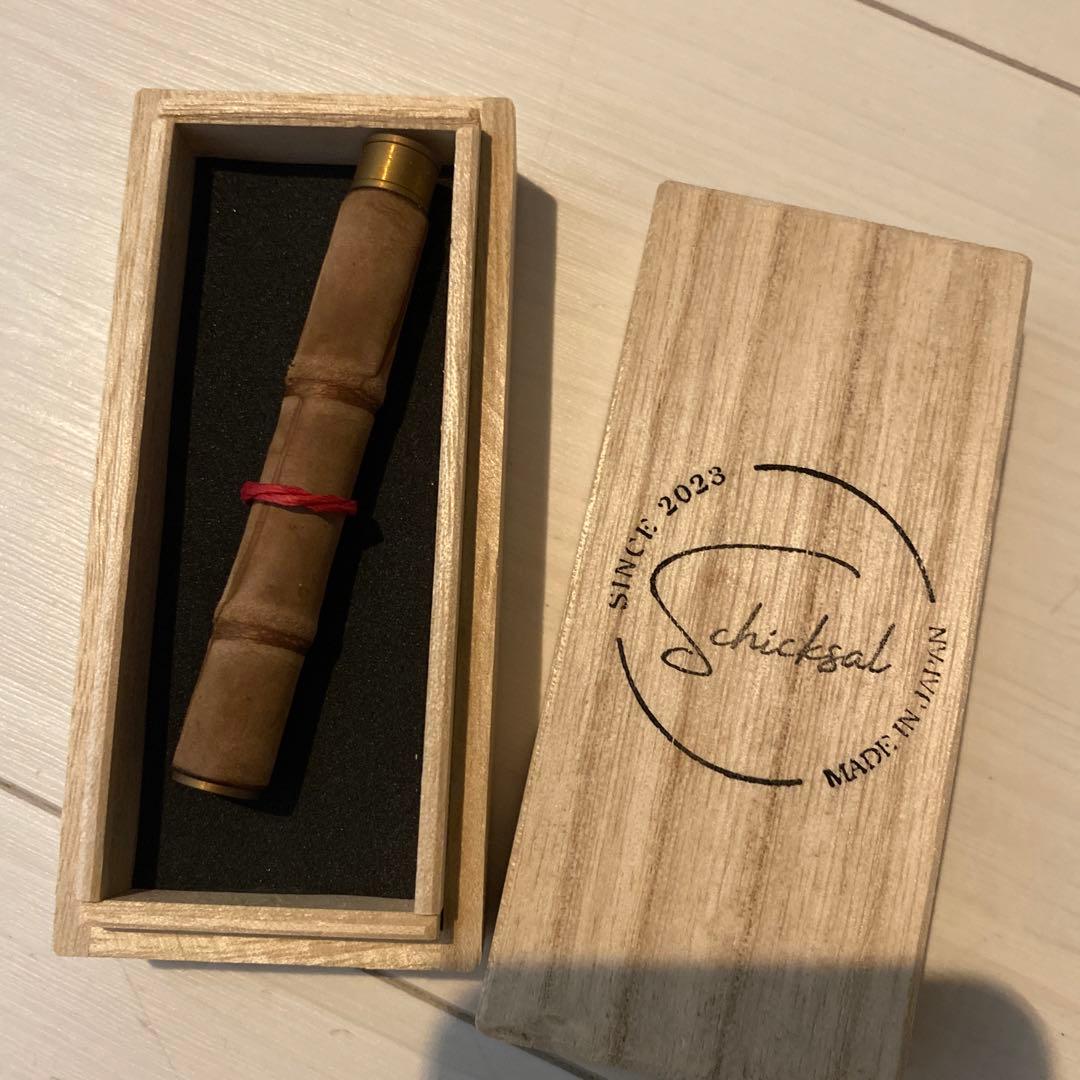 世界に一つ! schicksal 硬度表示窓付き芯ケース クロコダイルベージュ 硬度表示窓付き革軸芯ケース | Schicksal