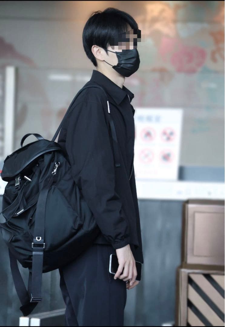 美品 PRADA 名作 V164 現行 リュック 軽量 バックパック ナイロン