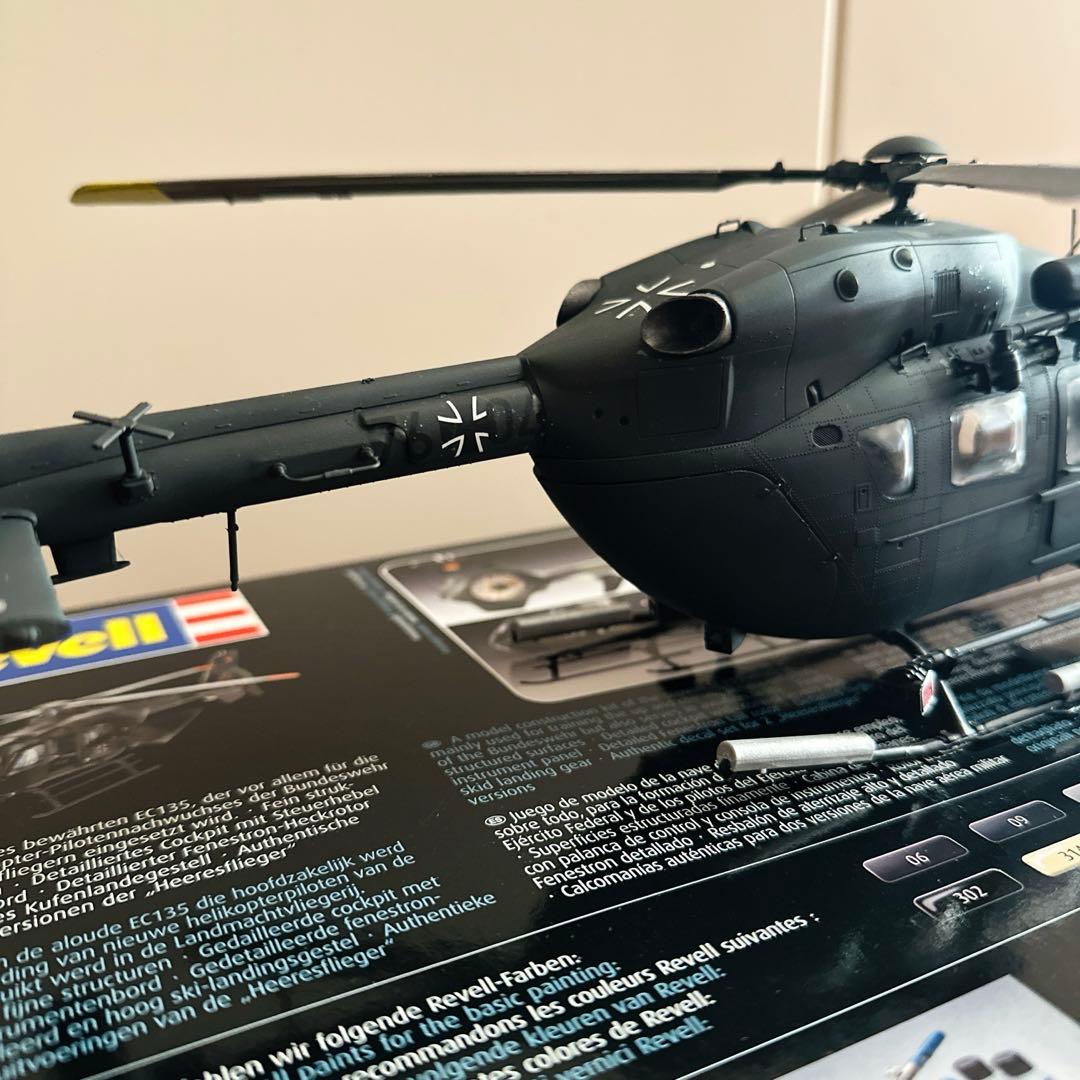 H145M LUH KSKヘリコプター　ドイツレベル1/32 エアバス　ドイツ軍