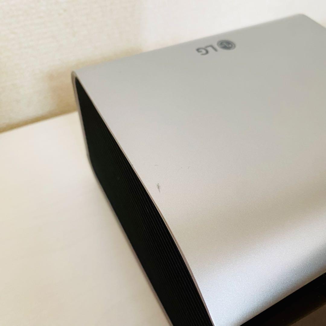 LG PH450UG 超短焦点 バッテリー内蔵 LEDプロジェクター - メルカリ