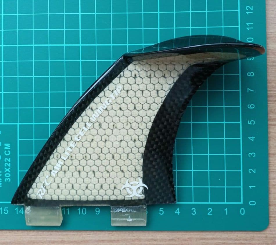 RFC AIR LITE CELL WINGTIP カーボン センターフィン - メルカリ