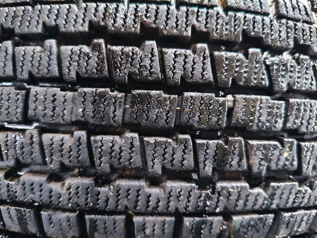 145/80/R12 80/78N W300 /BS 4本 スタッドレスタイヤ