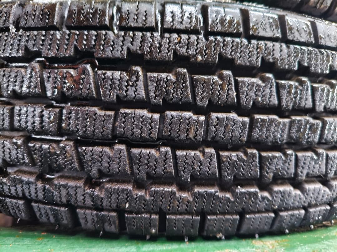 145/80/R12 80/78N W300 /BS 4本 スタッドレスタイヤ