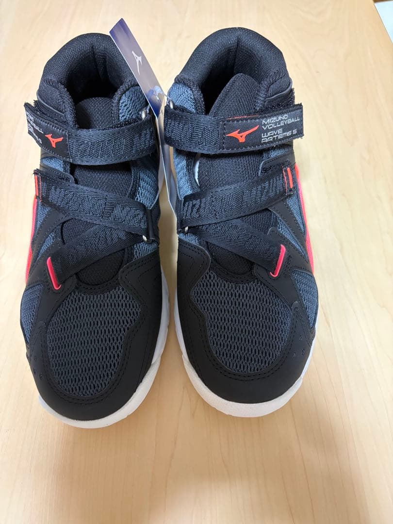 Mizuno バレーボールシューズ ミドルカット ブラック/レッド　24.5cm