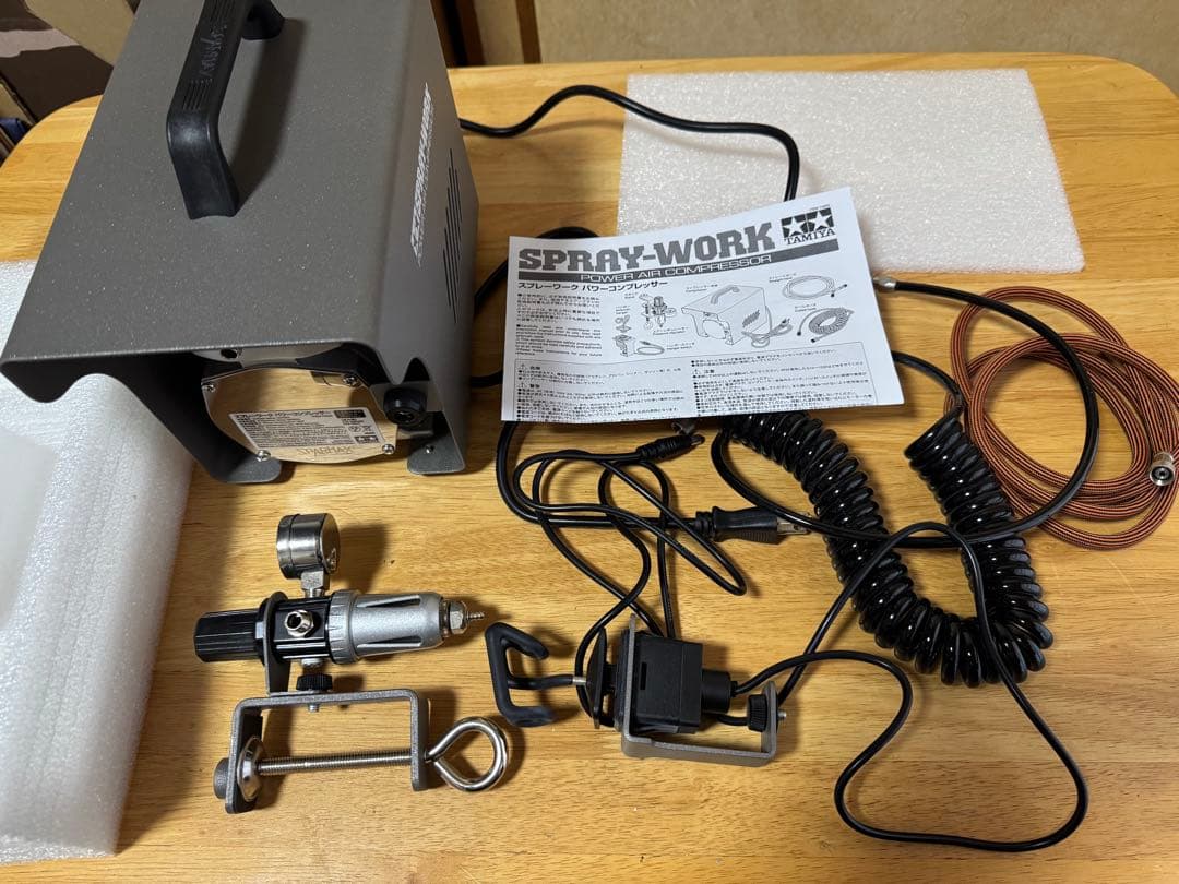 塗装セット　タミヤパワーコンプレッサー　エアブラシ　その他道具