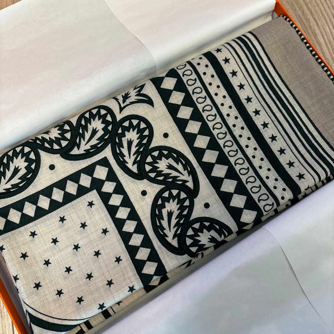 みっちぇる様専用 2024秋冬 エルメス カシシル《四輪馬車の車輪