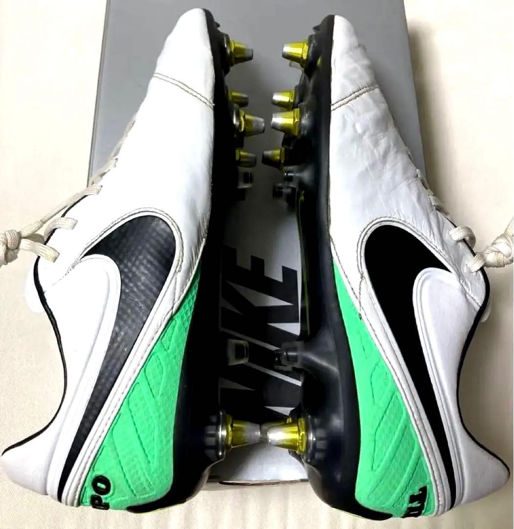 美品・トップモデル】ナイキNIKEティエンポレジェンド6 SG-pro AC