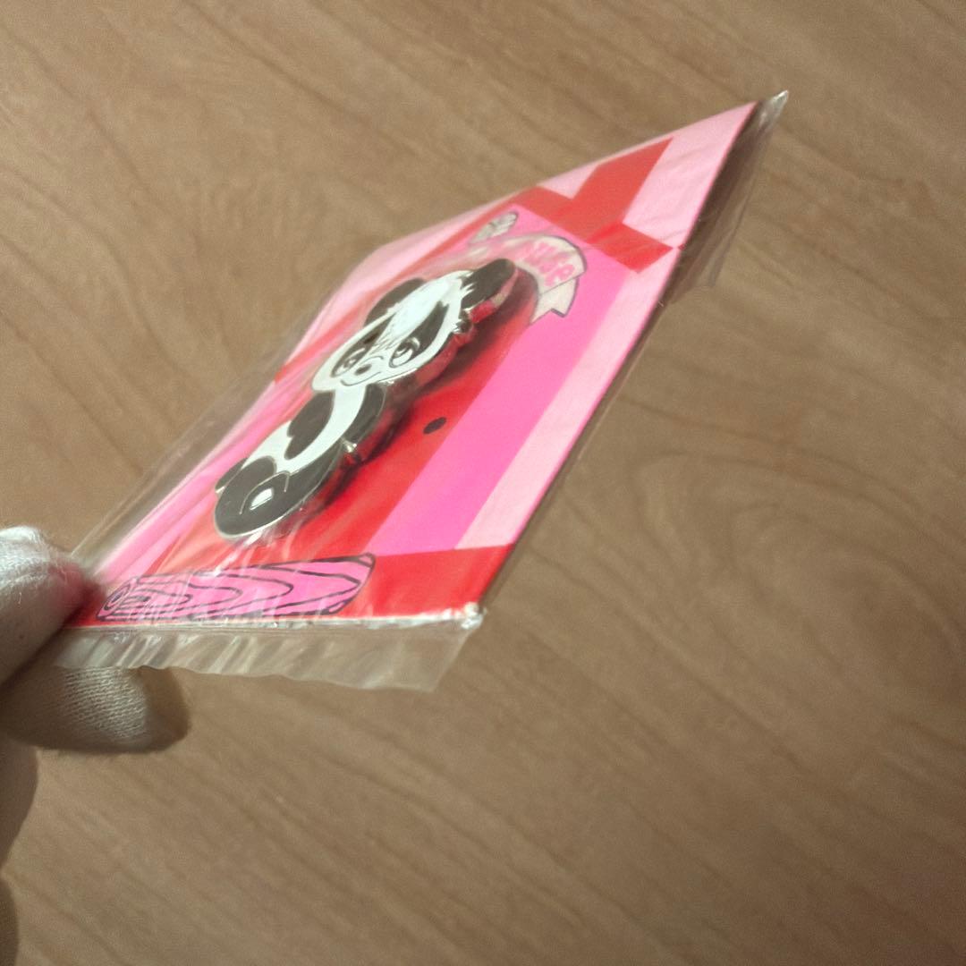 超希少 1970年代初期 サンリオ パンダハウス ピンバッジ 未使用 昭和