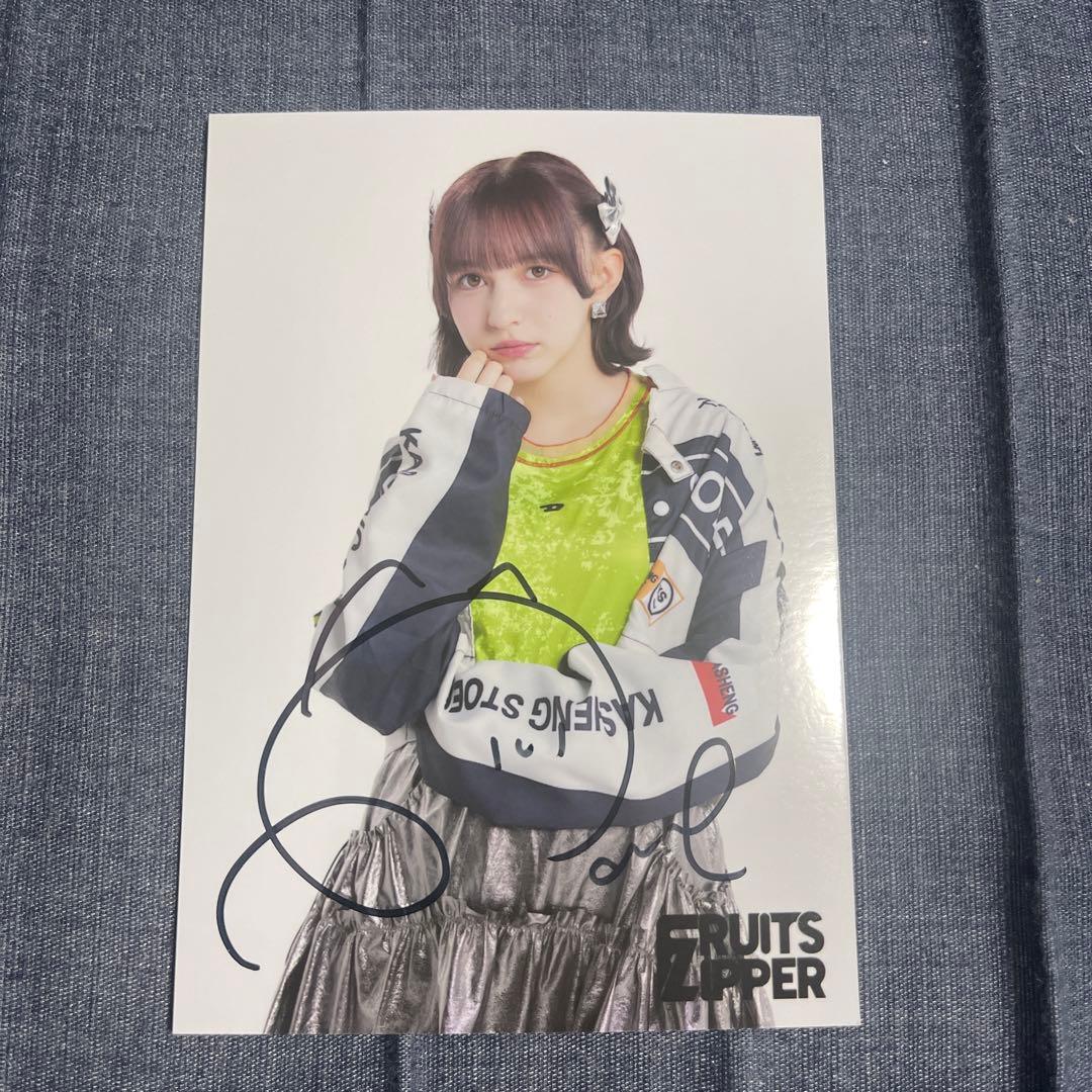 fruits zipper 早瀬ノエル サイン入り 生写真 - メルカリ