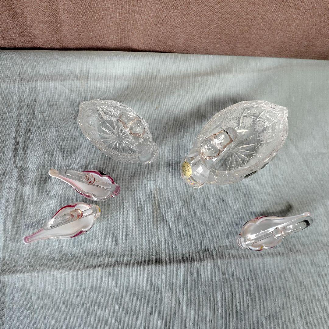 ボヘミアンクリスタル白鳥夫婦と同ガラス製子白鳥3羽家族 - メルカリ