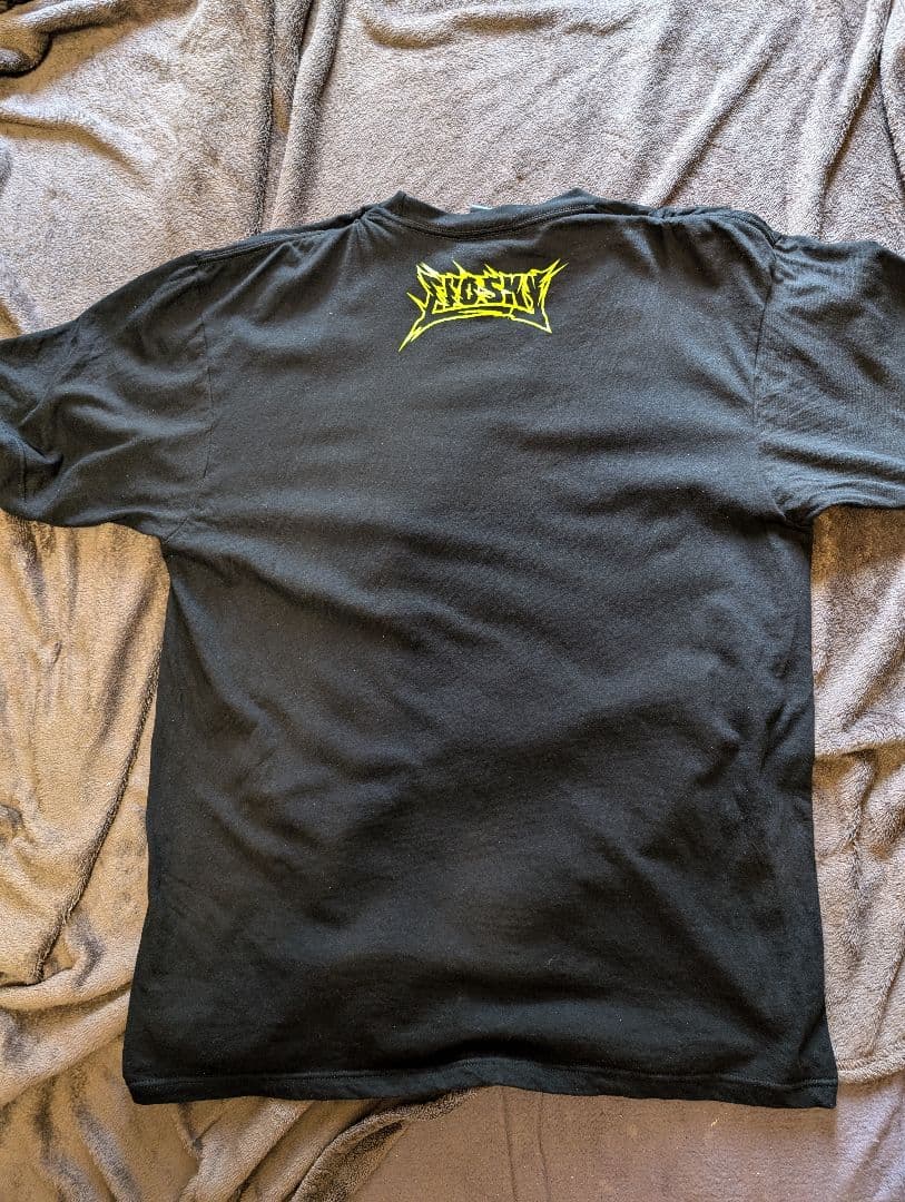 WWE 2024 SUMMR TOUR イヨ・スカイTシャツ XXL - メルカリ