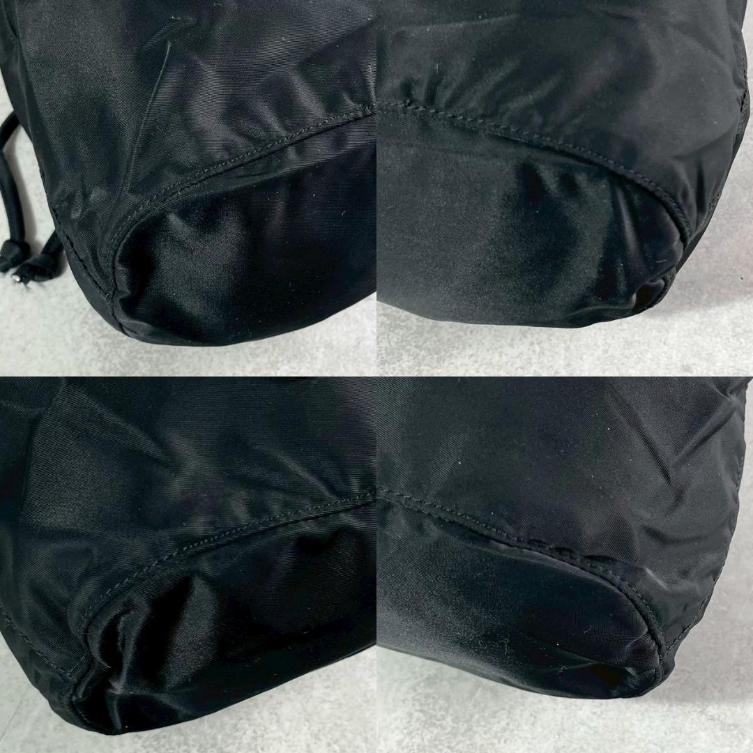 美品✨プラダ VELA 巾着 ミニポーチ バッグ ナイロン 三角ロゴ ネロ