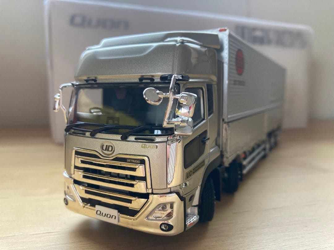 UDトラックス クオン ハイルーフ 1/43 新品 未開封品 8×4 Quon - メルカリ