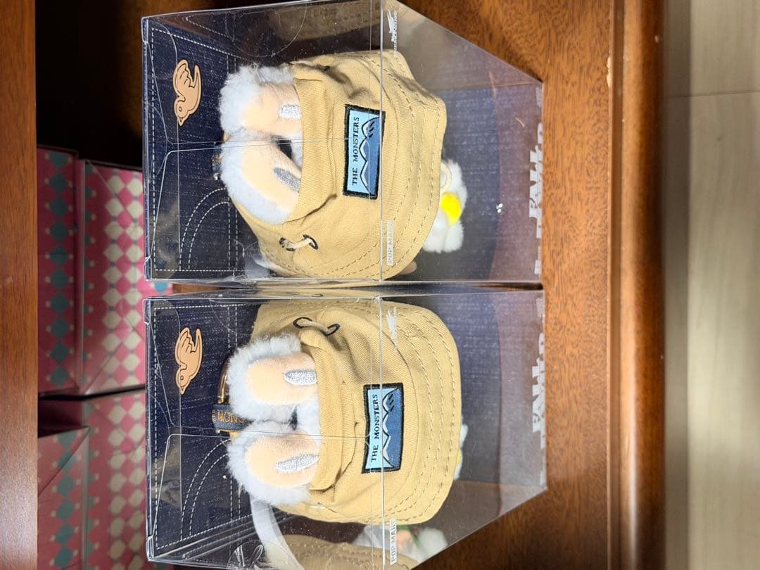 新品 POPMART ラブブ FALL IN WILD ぬいぐるみペンダント2個