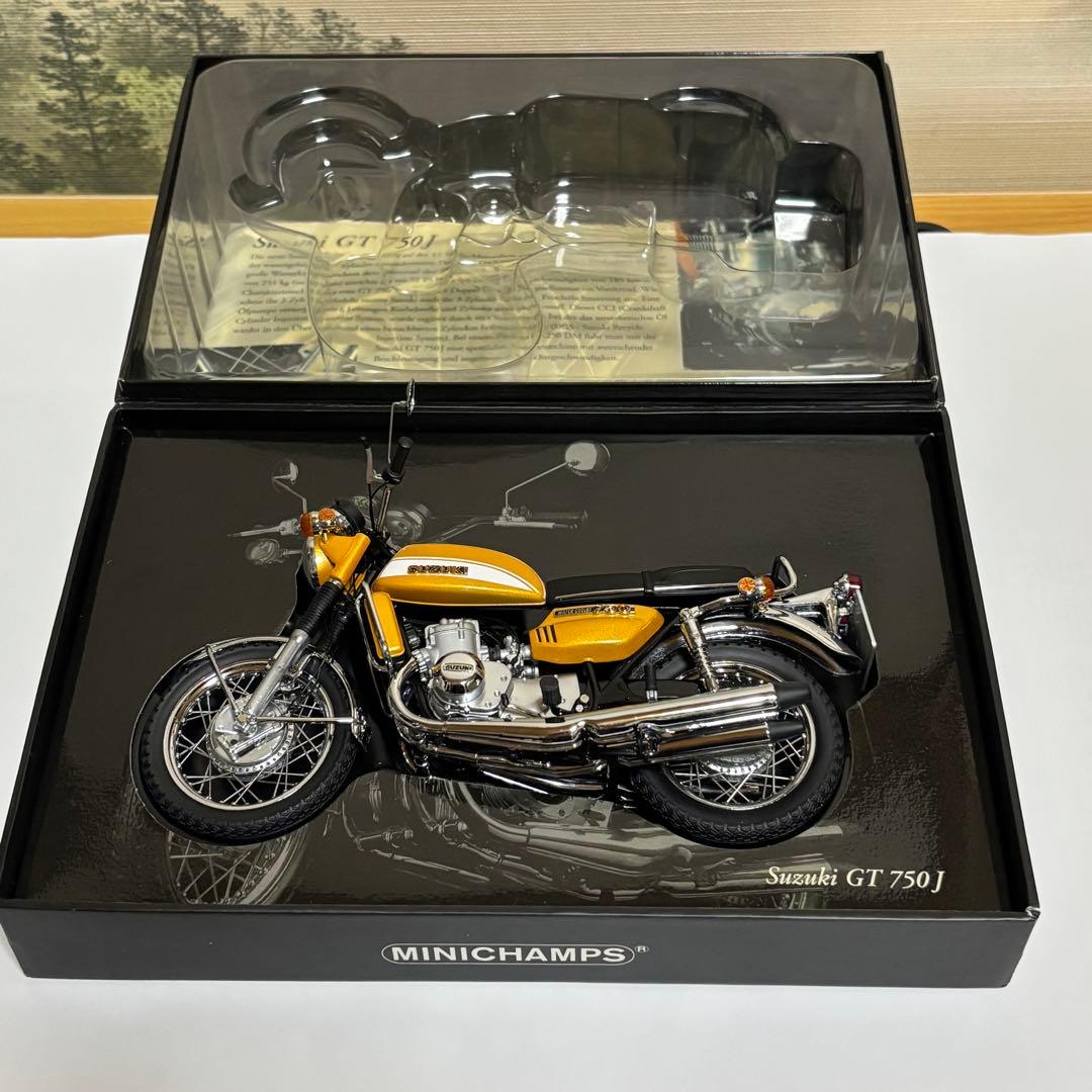 ミニチャンプス1/12スズキGT750J