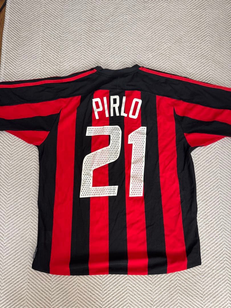 【ピルロ】ACミラン　03-04 ユニフォーム ピルロ直筆サイン入りACミラン03/04ホームユニフォーム | THE DUGOUT