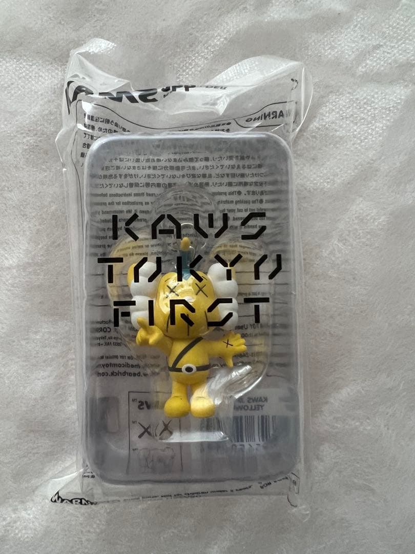 KAWS TOKYO FIRST キーホルダー - メルカリ