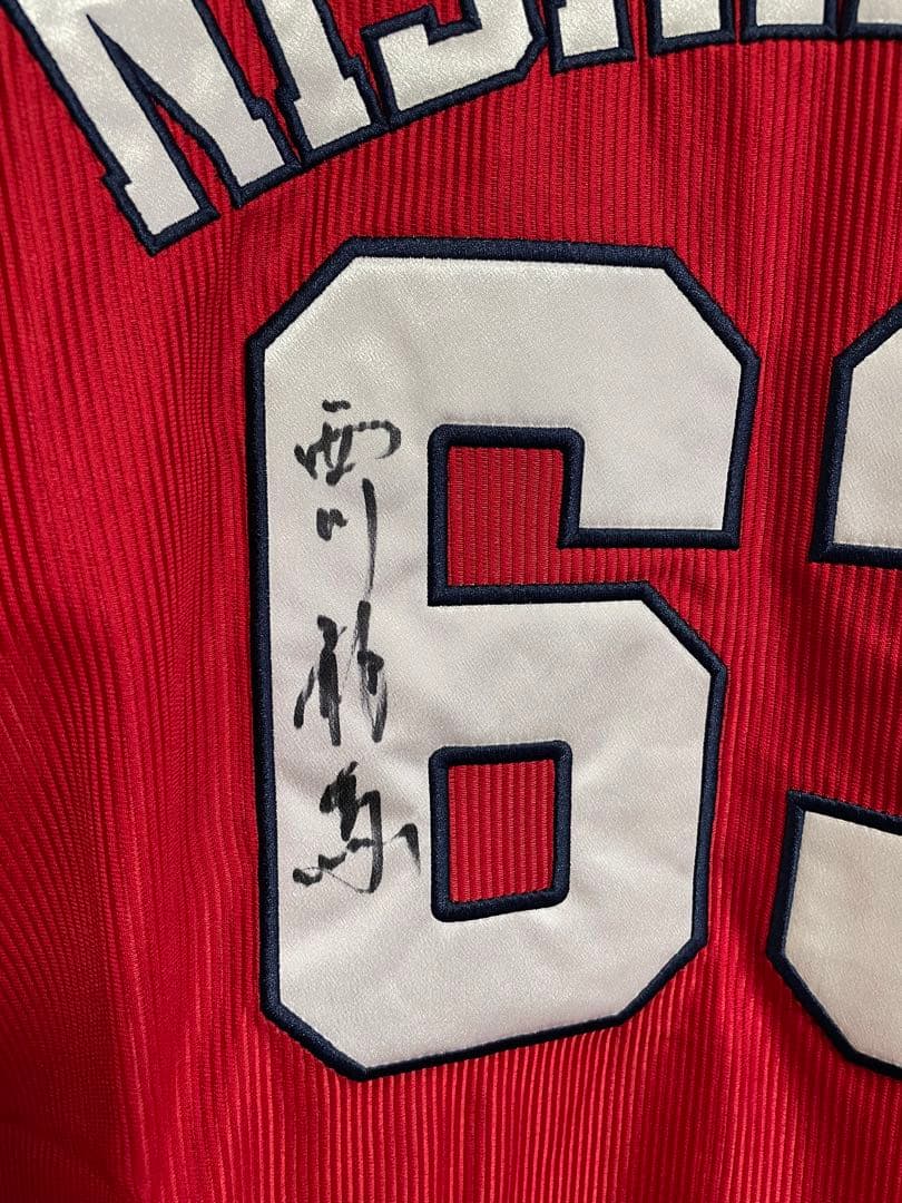 未着用 広島カープ西川龍馬選手サイン入りハイクオリティユニフォーム